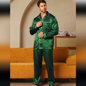 Green Satin Pajama Set With White Piping